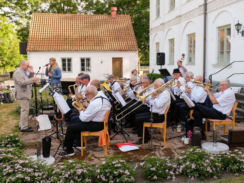 Bild till evenamnget Tedans med VIKEN BIG BAND – storbandsjazz till dans och konsert.